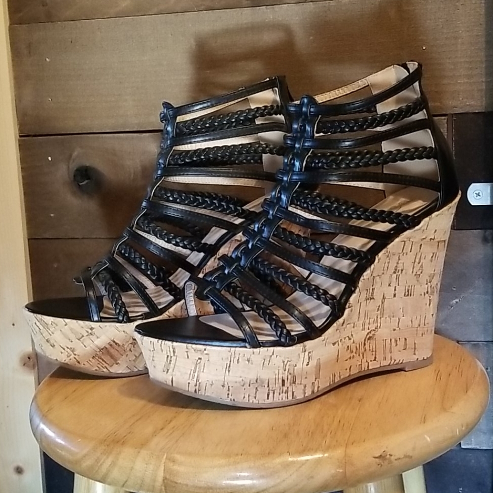 Summer wedges